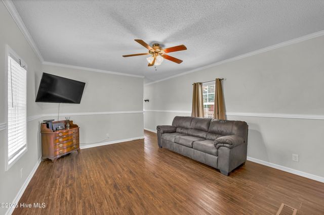 112 Gladiolus Road, Castle Hayne, NC 28429