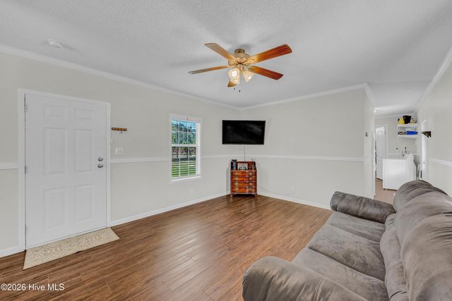 112 Gladiolus Road, Castle Hayne, NC 28429