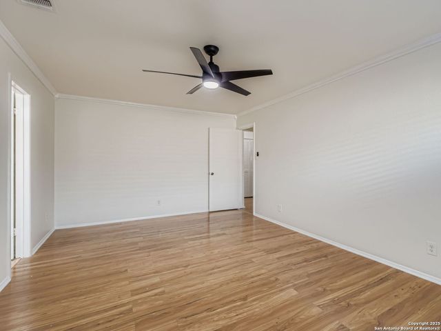 9122 Pitcairn, San Antonio, TX 78254