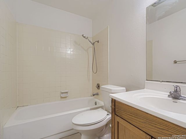 9122 Pitcairn, San Antonio, TX 78254