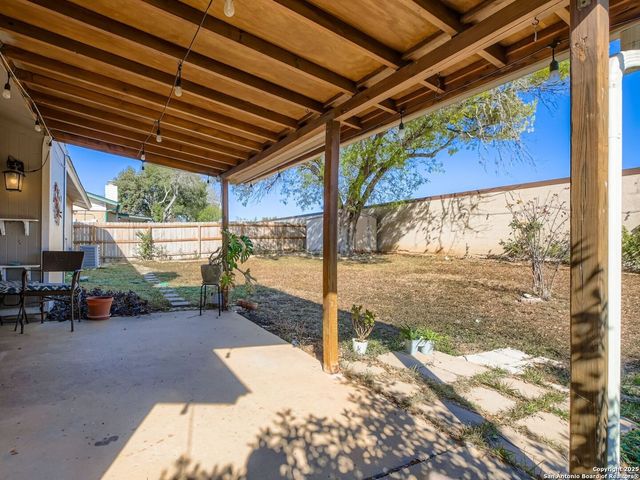 9122 Pitcairn, San Antonio, TX 78254