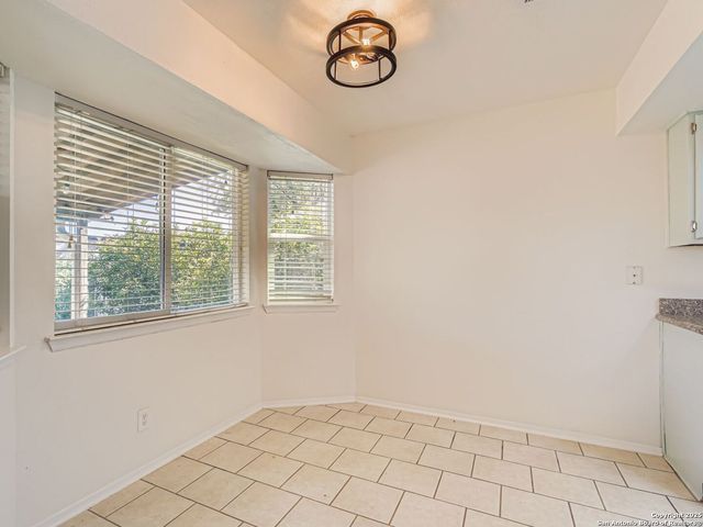 9122 Pitcairn, San Antonio, TX 78254