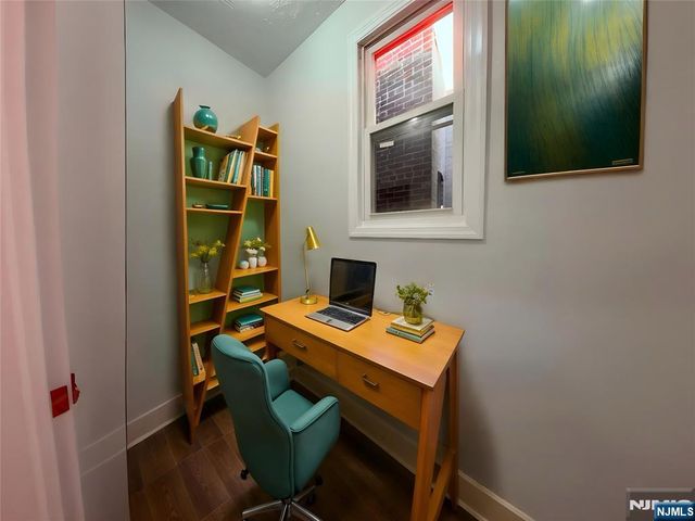 3 Henry Street 2, Jersey City, NJ 07306