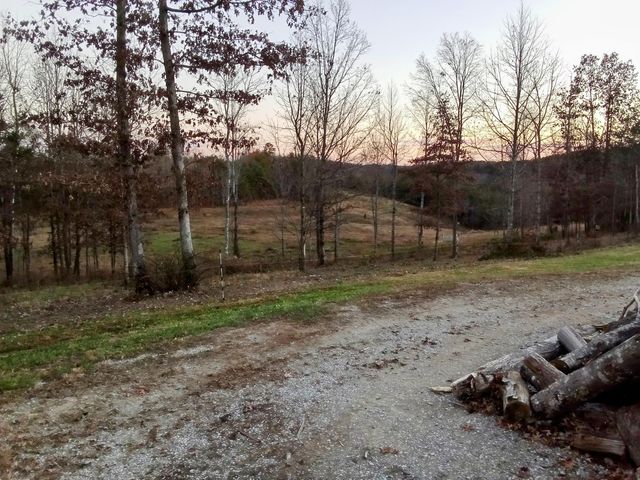 131 Marvins Lane, East Bernstadt, KY 40729