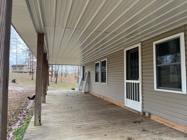 131 Marvins Lane, East Bernstadt, KY 40729