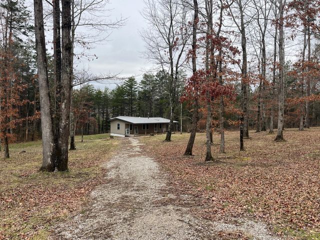 131 Marvins Lane, East Bernstadt, KY 40729