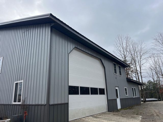 131 Marvins Lane, East Bernstadt, KY 40729