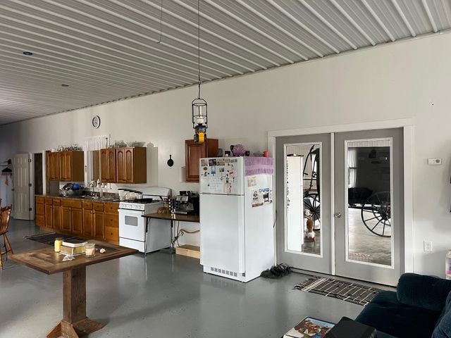 131 Marvins Lane, East Bernstadt, KY 40729