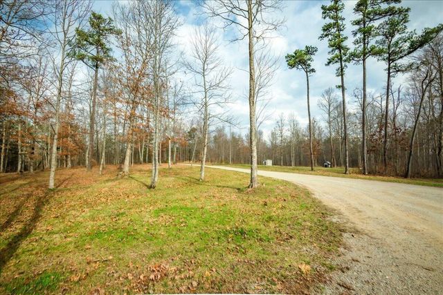 131 Marvins Lane, East Bernstadt, KY 40729