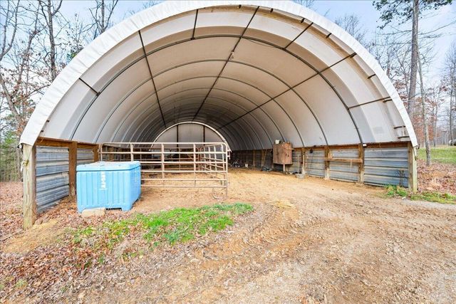 131 Marvins Lane, East Bernstadt, KY 40729