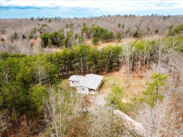 131 Marvins Lane, East Bernstadt, KY 40729