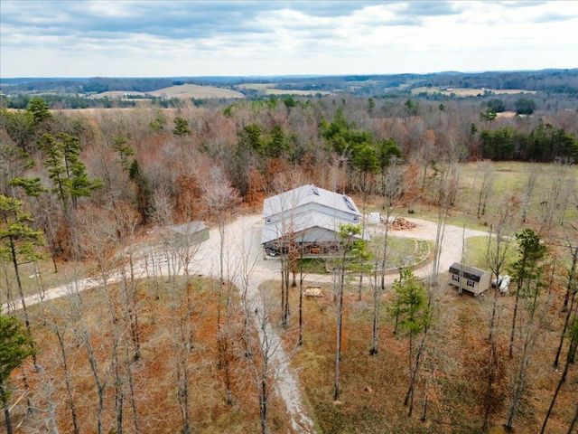 131 Marvins Lane, East Bernstadt, KY 40729
