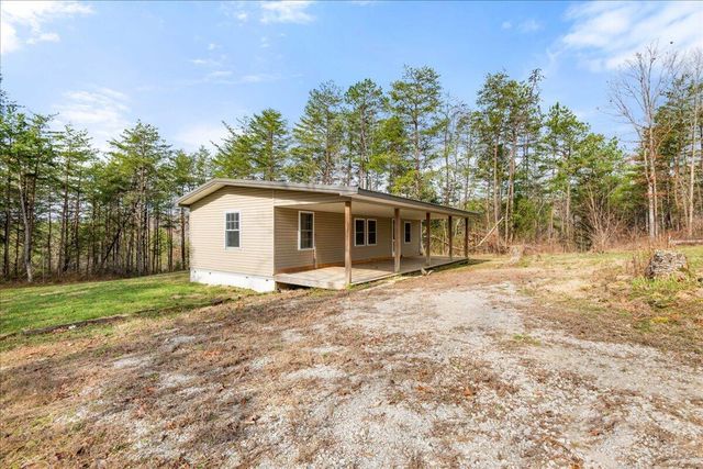 131 Marvins Lane, East Bernstadt, KY 40729