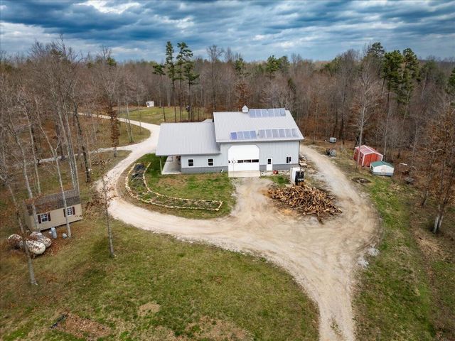 131 Marvins Lane, East Bernstadt, KY 40729