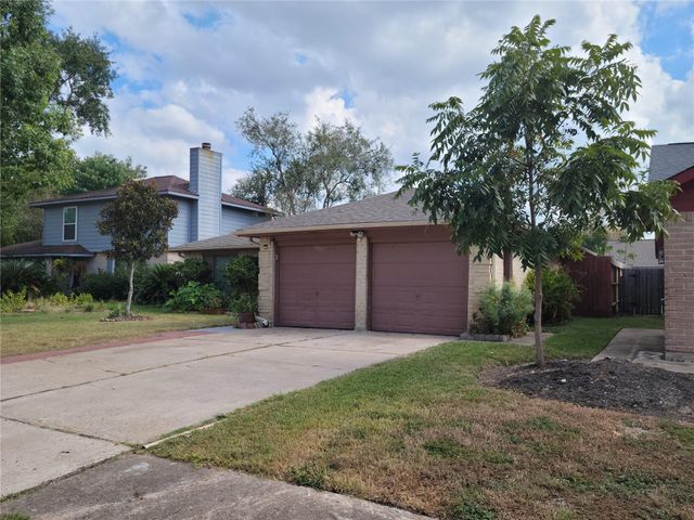 6811 La Violetta Drive, Houston, TX 77083