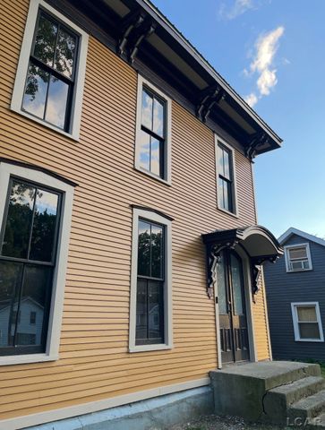 143 Lafayette Street, Hudson, MI 49247