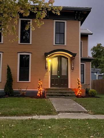 143 Lafayette Street, Hudson, MI 49247