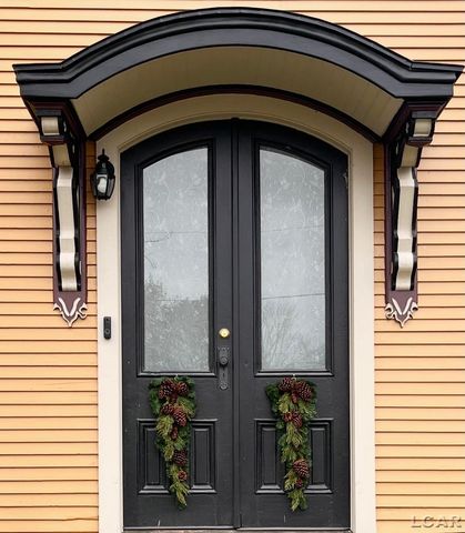 143 Lafayette Street, Hudson, MI 49247