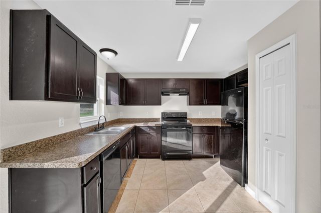 16993 SW 20 COURT ROAD, Ocala, FL 34473