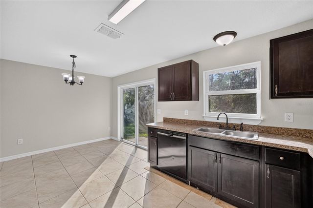 16993 SW 20 COURT ROAD, Ocala, FL 34473