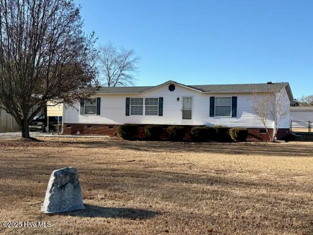 7040 Great Swamp Loop, Lucama, NC 27851