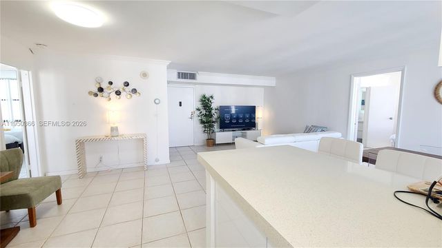 16909 N Bay Rd 806, Sunny Isles Beach, FL 33160