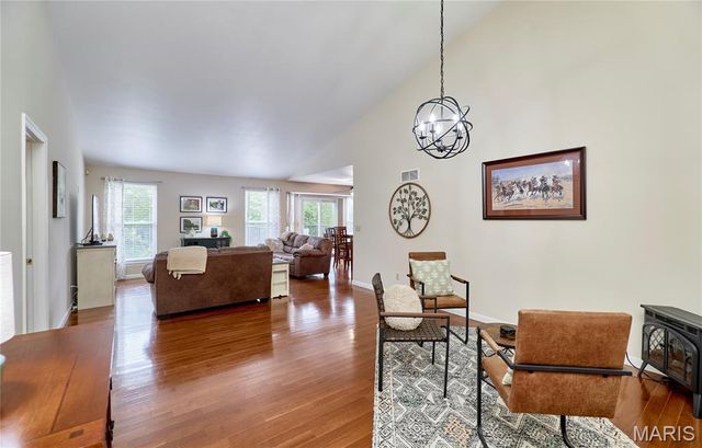 8 Turtle Creek Villas Drive 4R, O'fallon, MO 63366