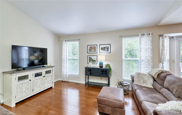 8 Turtle Creek Villas Drive 4R, O'fallon, MO 63366