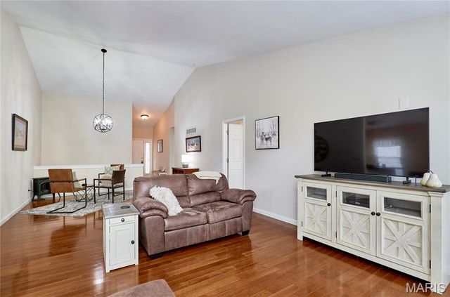 8 Turtle Creek Villas Drive 4R, O'fallon, MO 63366