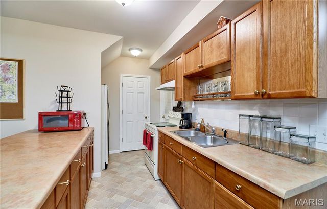 8 Turtle Creek Villas Drive 4R, O'fallon, MO 63366