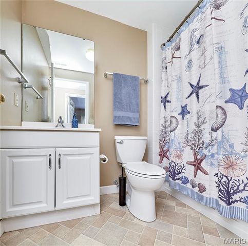 8 Turtle Creek Villas Drive 4R, O'fallon, MO 63366