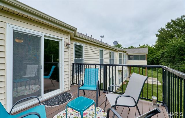 8 Turtle Creek Villas Drive 4R, O'fallon, MO 63366
