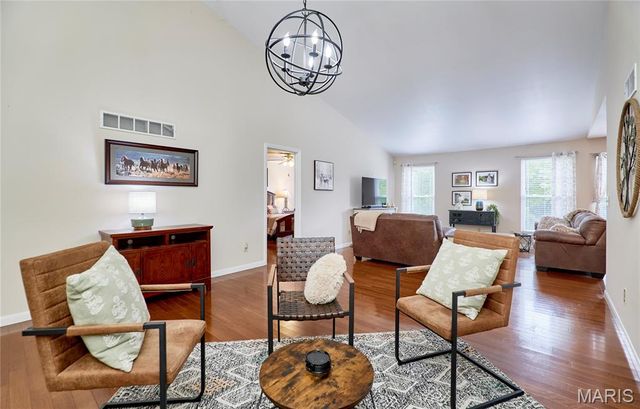 8 Turtle Creek Villas Drive 4R, O'fallon, MO 63366