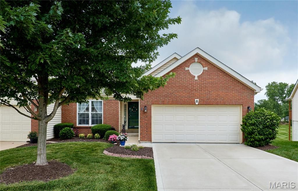 8 Turtle Creek Villas Drive 4R, O'fallon, MO 63366