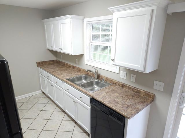 340 Flat Rock Rd, Murfreesboro, TN 37130