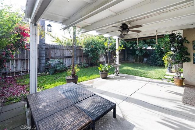 822 Oakhurst Drive, Pomona, CA 91767