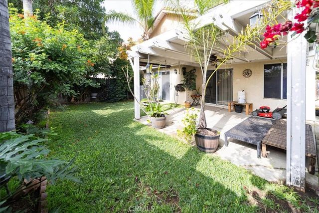 822 Oakhurst Drive, Pomona, CA 91767