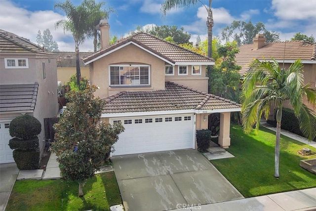 822 Oakhurst Drive, Pomona, CA 91767