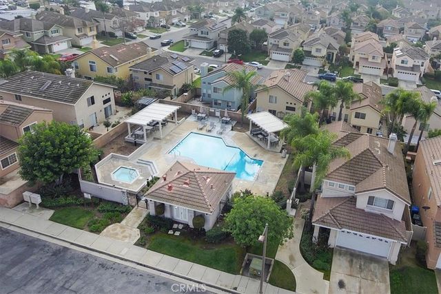 822 Oakhurst Drive, Pomona, CA 91767