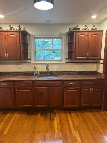 519 Mystic Valley Pkwy 2, Somerville, MA 02144
