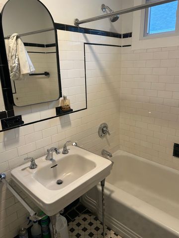 519 Mystic Valley Pkwy 2, Somerville, MA 02144
