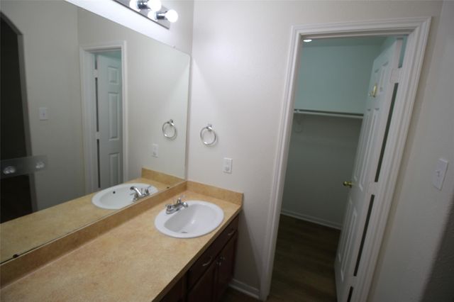 21123 Sprouse Circle, Humble, TX 77338