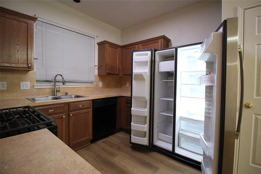 21123 Sprouse Circle, Humble, TX 77338