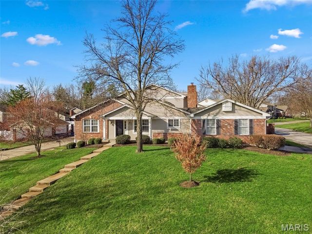 1833 Baxter Ridge Drive, Chesterfield, MO 63017