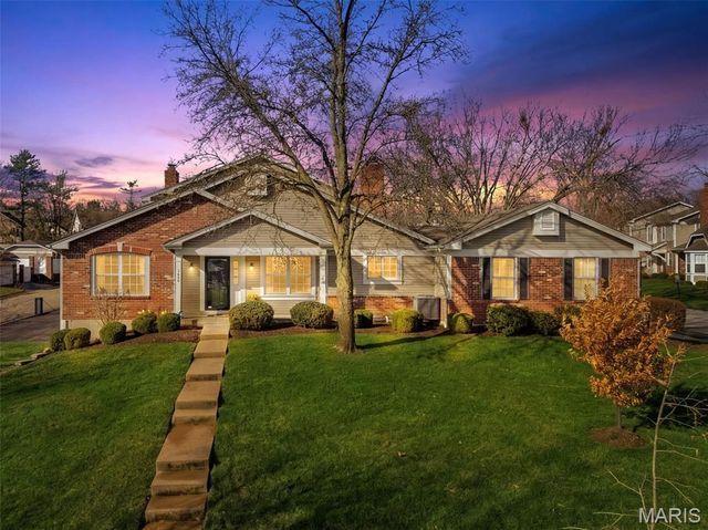 1833 Baxter Ridge Drive, Chesterfield, MO 63017