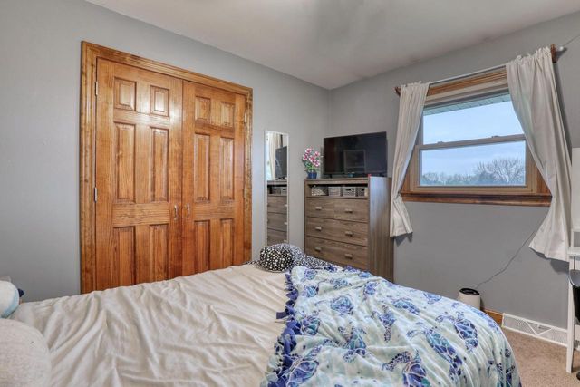 4420 37th STREET, Greenfield, WI 53221