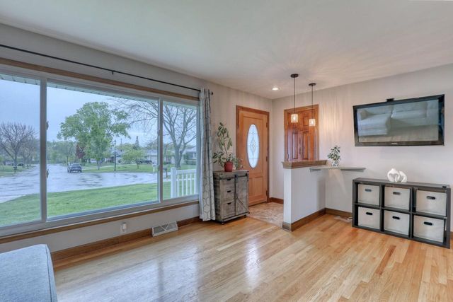 4420 37th STREET, Greenfield, WI 53221