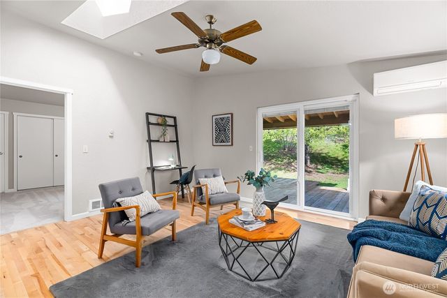 1238 Rockcress Drive SE, Olympia, WA 98513