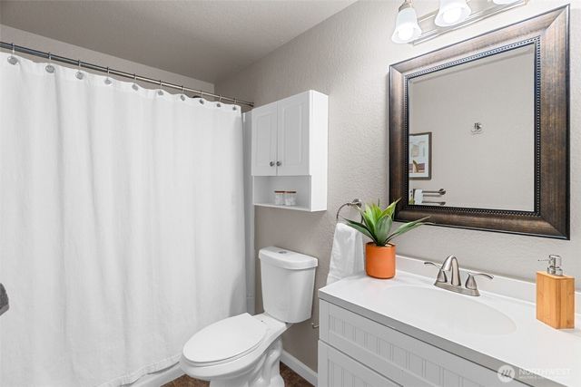 1238 Rockcress Drive SE, Olympia, WA 98513