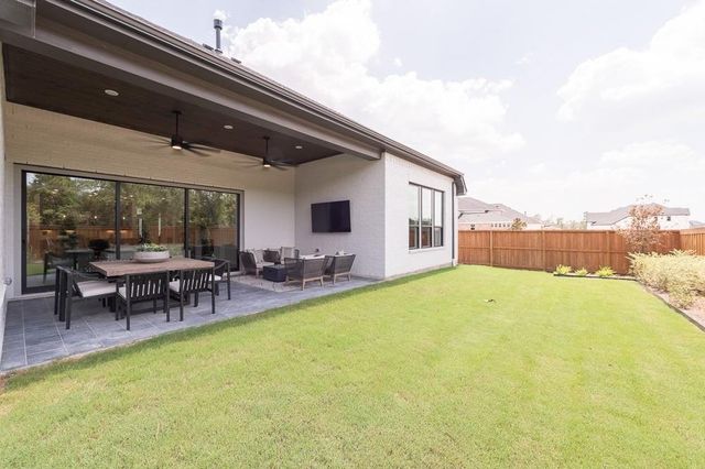 92 James Estates Drive, Fulshear, TX 77441